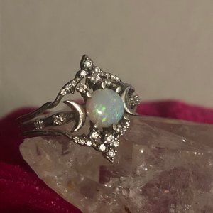 SOFIA ZAKIA Opal Wandering Star/Altair 3-Ring Set